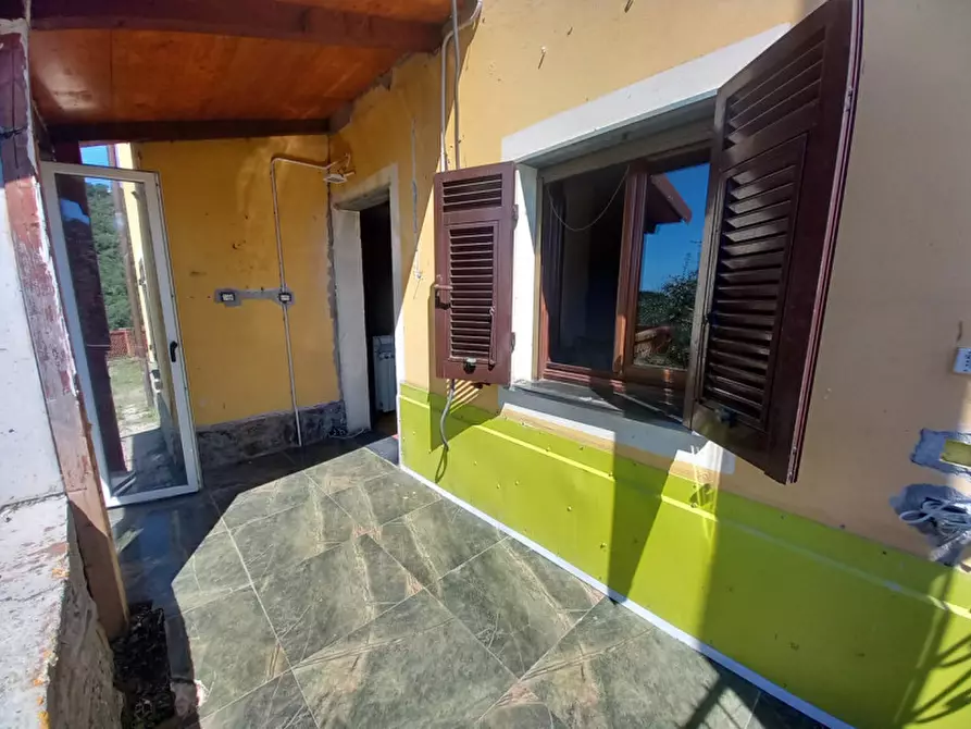 Immagine 11 di Villa in vendita  in prima collina a Moneglia