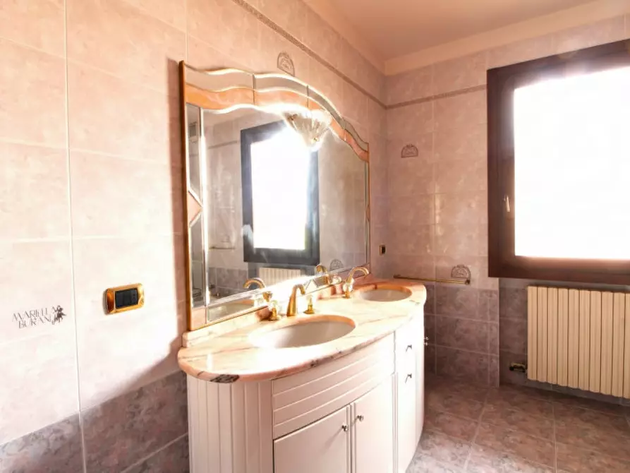 Immagine 24 di Villa in vendita  in Via Paolo Sarpi 18 a Solesino