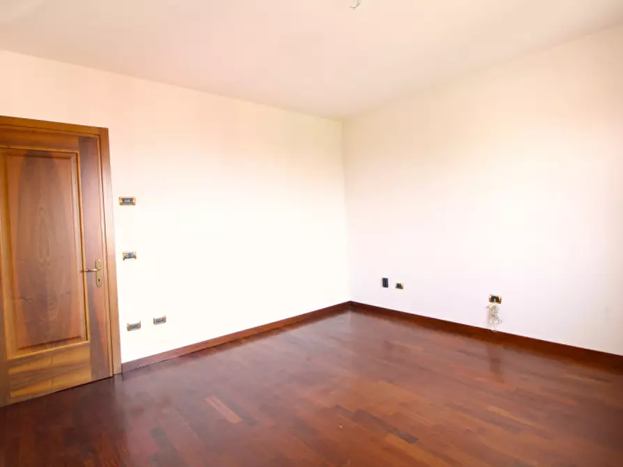 Immagine 27 di Villa in vendita  in Via Paolo Sarpi 18 a Solesino