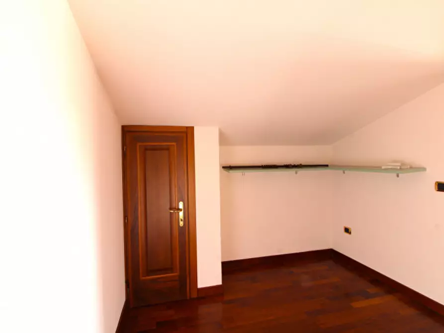 Immagine 33 di Villa in vendita  in Via Paolo Sarpi 18 a Solesino