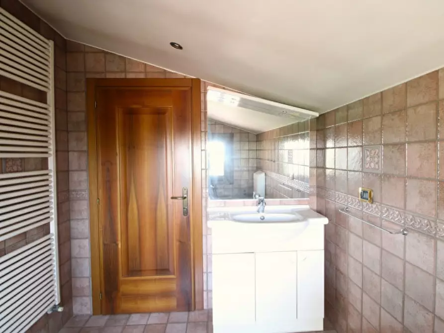 Immagine 35 di Villa in vendita  in Via Paolo Sarpi 18 a Solesino