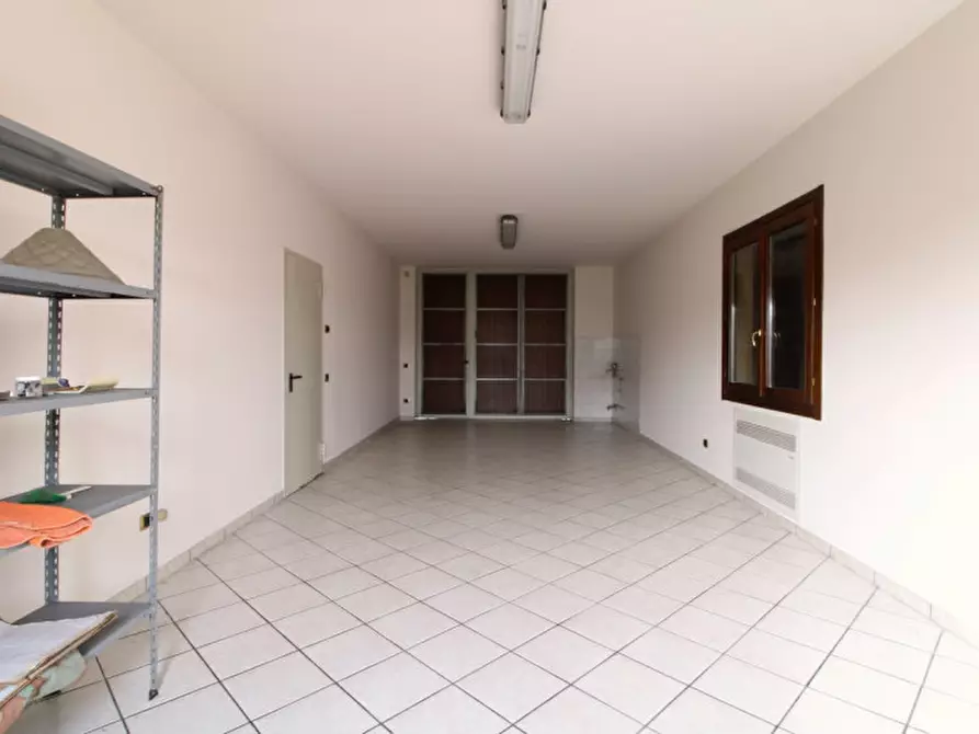 Immagine 40 di Villa in vendita  in Via Paolo Sarpi 18 a Solesino