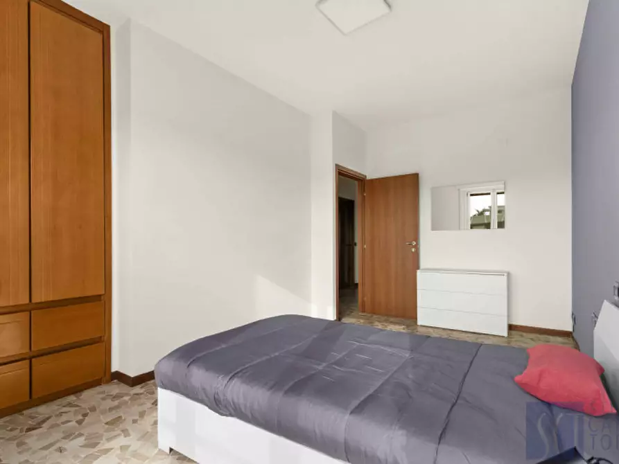 Immagine 4 di Camera in affitto  in Viale Famagosta a Milano