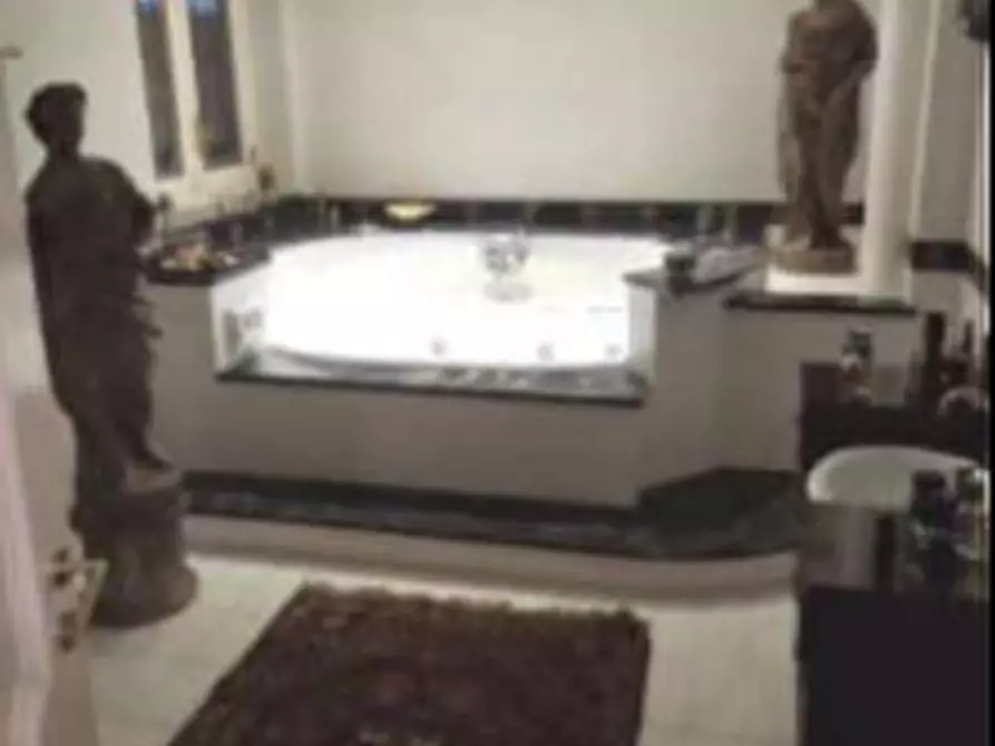 Immagine 4 di Villa in vendita  in Via Vitaliano Brancati 36 a Palermo