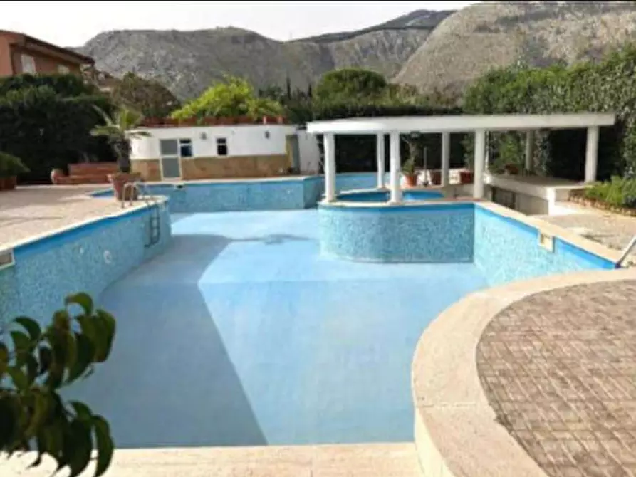 Immagine 10 di Villa in vendita  in Via Vitaliano Brancati 36 a Palermo