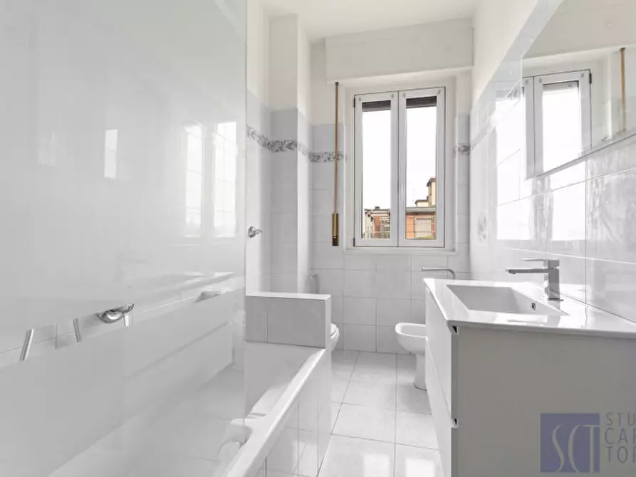 Immagine 12 di Camera in affitto  in viale famagosta a Milano