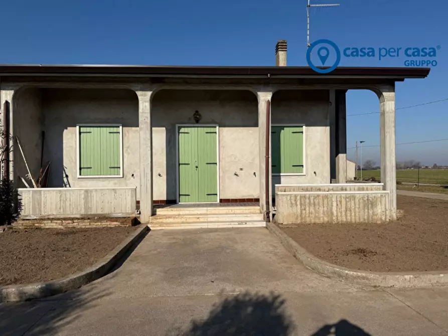 Immagine 8 di Casa bifamiliare in vendita  in Via Isolella, 5 a Cerea