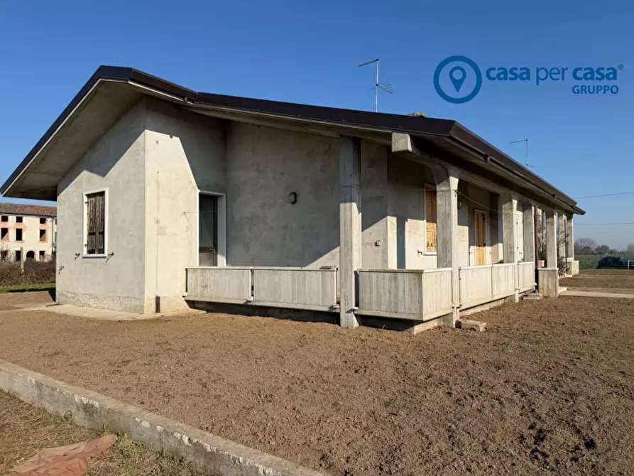 Immagine 9 di Casa bifamiliare in vendita  in Via Isolella, 5 a Cerea