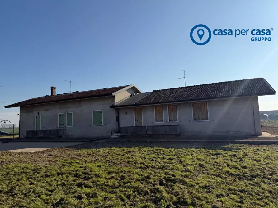 Immagine 10 di Casa bifamiliare in vendita  in Via Isolella, 5 a Cerea