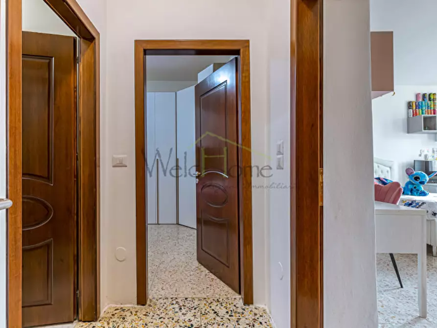 Immagine 9 di Appartamento in vendita  a Albese Con Cassano