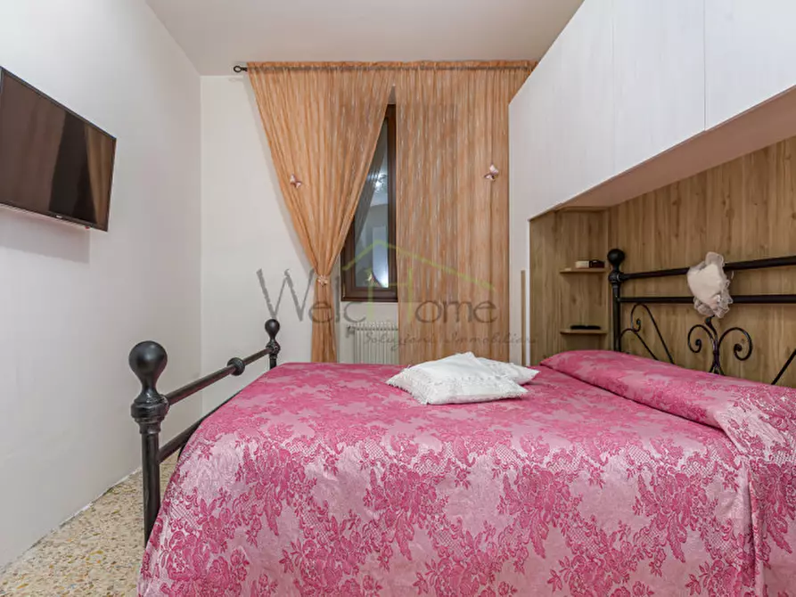 Immagine 14 di Appartamento in vendita  a Albese Con Cassano