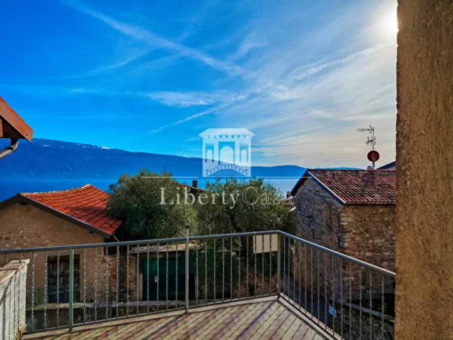 Immagine 2 di Villetta a schiera in vendita  in Via del Sole a Gargnano