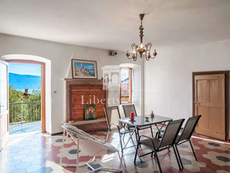 Immagine 4 di Villetta a schiera in vendita  in Via del Sole a Gargnano