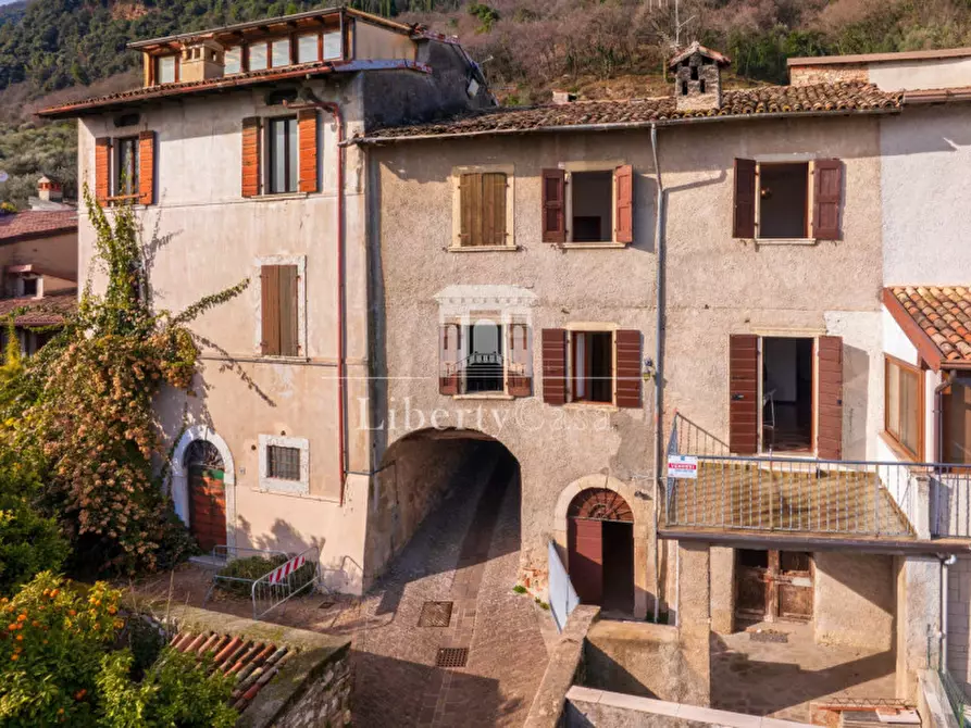 Immagine 7 di Villetta a schiera in vendita  in Via del Sole a Gargnano