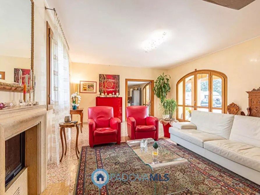 Immagine 37 di Villa in vendita  in Via Nespolaro a Rubano