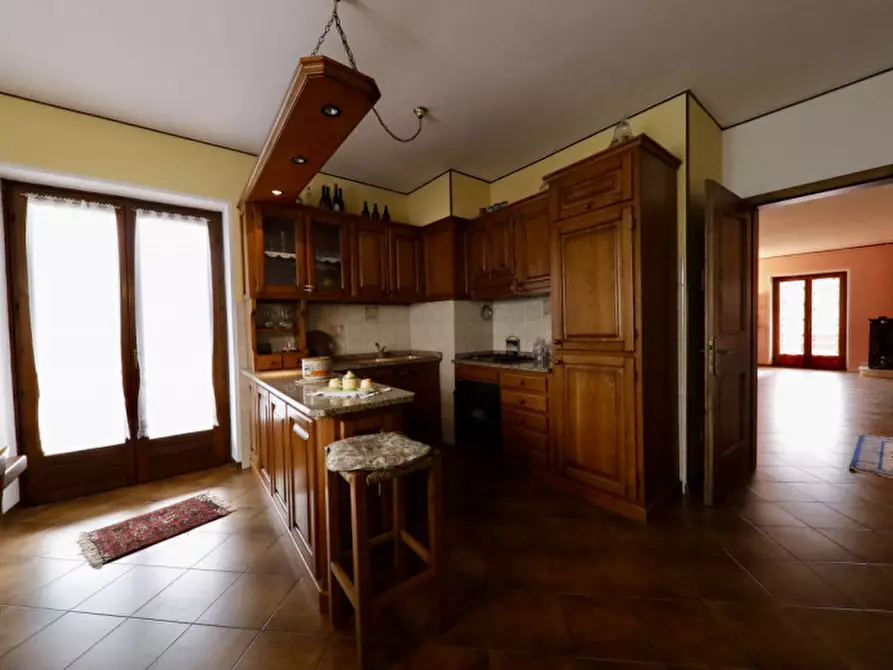 Immagine 3 di Casa indipendente in vendita  in Via Grompe a Urbana