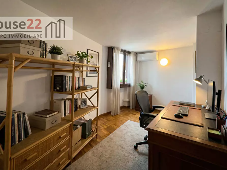 Immagine 16 di Appartamento in vendita  in Via Battaglione Stelvio 24 a Vicenza