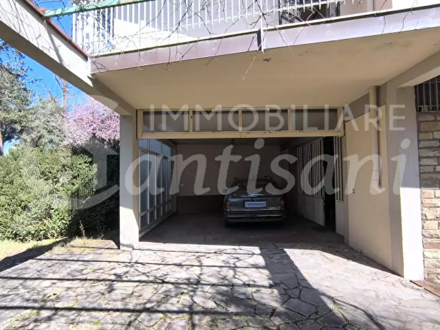 Immagine 41 di Villa in vendita  in Via dei Cappuccini a Firenze