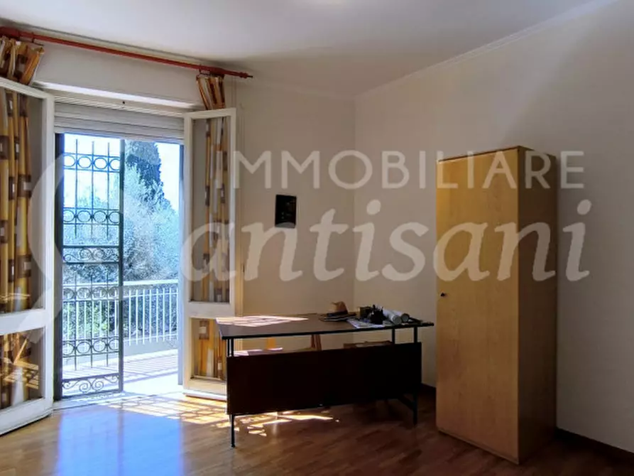 Immagine 50 di Villa in vendita  in Via dei Cappuccini a Firenze