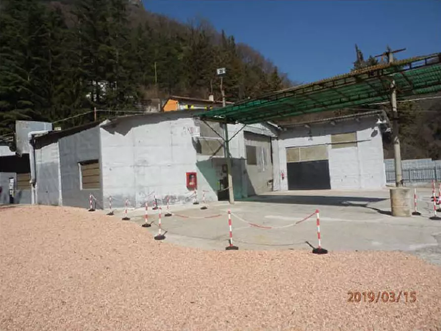 Immagine 3 di Palazzo in vendita  in Via Spionca 2 a Sant'anna D'alfaedo