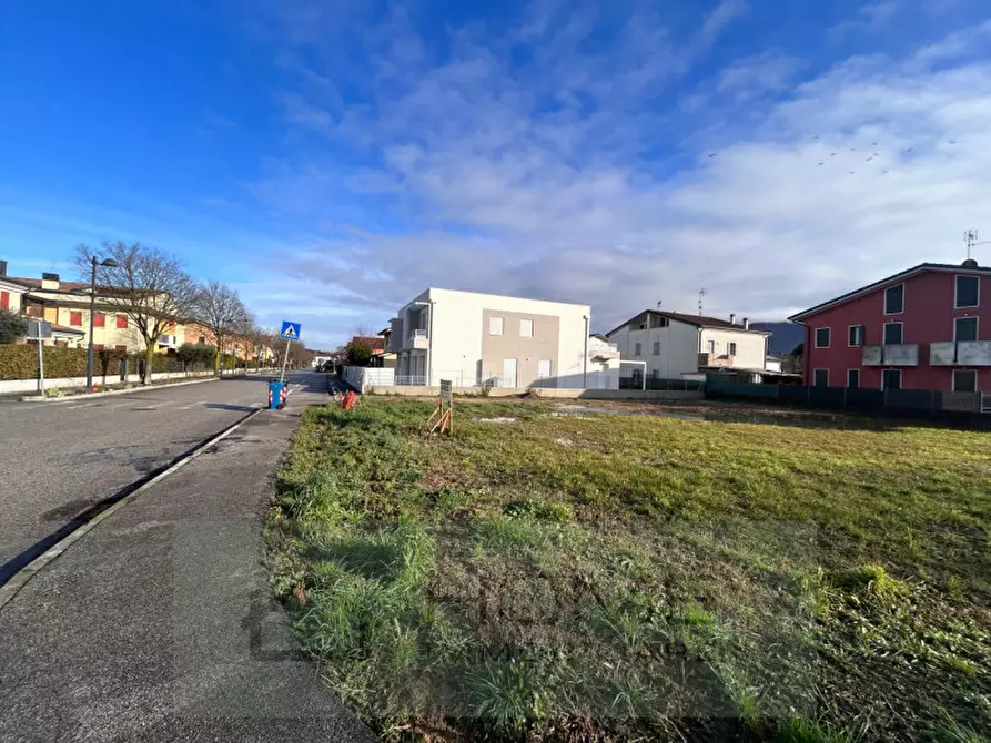 Immagine 3 di Terreno in vendita  a Rovolon