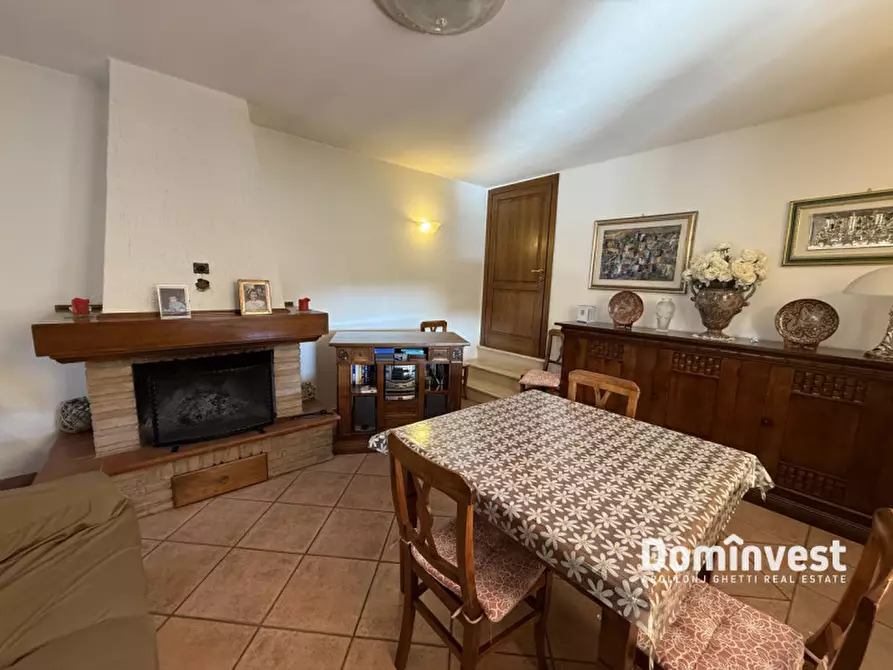 Immagine 5 di Casa bifamiliare in vendita  in Via dei Glicini a Montalto Di Castro