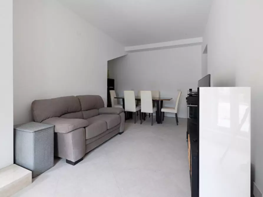 Immagine 4 di Appartamento in vendita  a Brescia