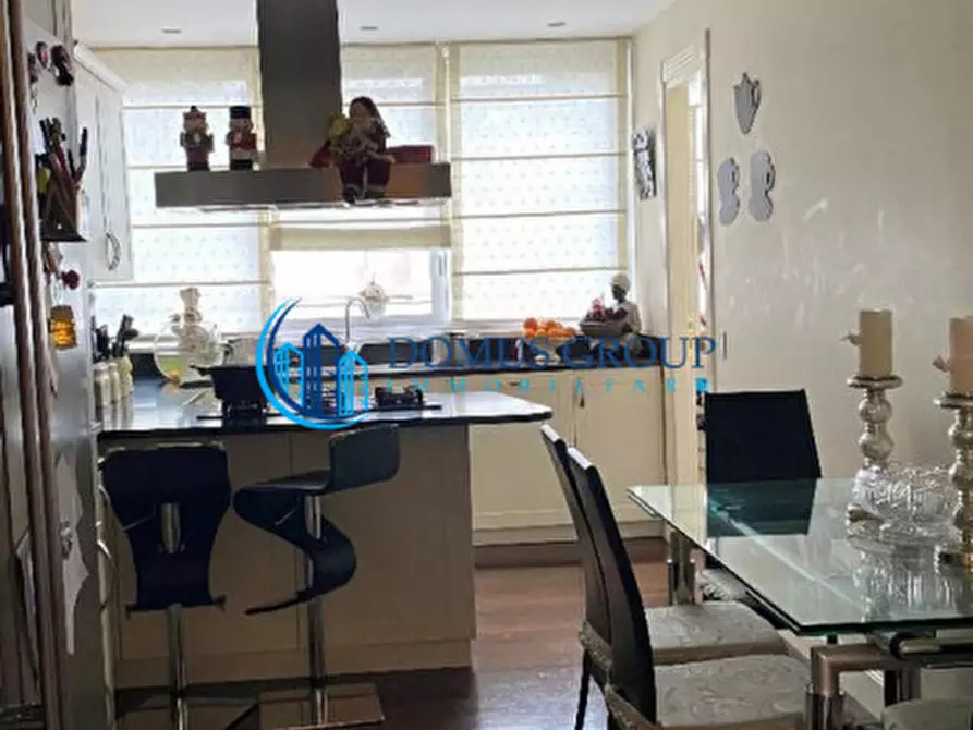 Immagine 13 di Appartamento in vendita  in Via Ronciglione a Roma