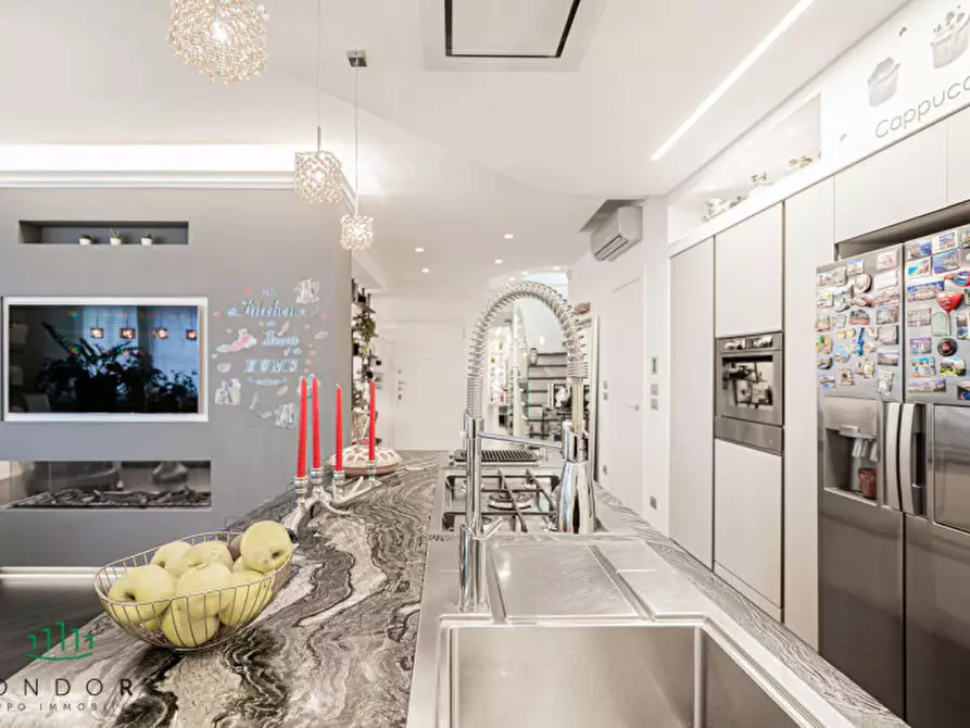 Immagine 4 di Attico in vendita  in Via Dante Alighieri a Bologna