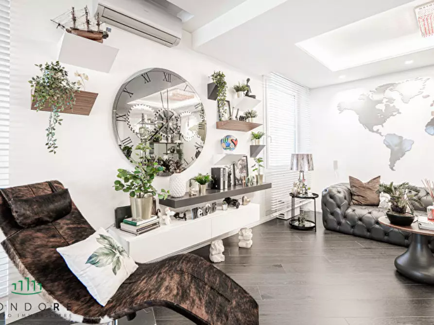 Immagine 14 di Attico in vendita  in Via Dante Alighieri a Bologna