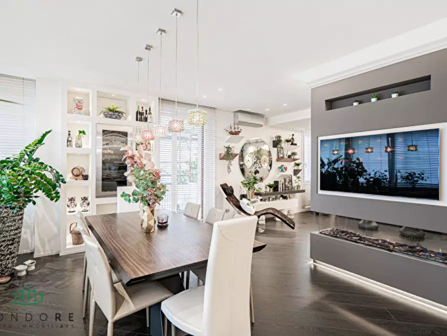 Immagine 19 di Attico in vendita  in Via Dante Alighieri a Bologna