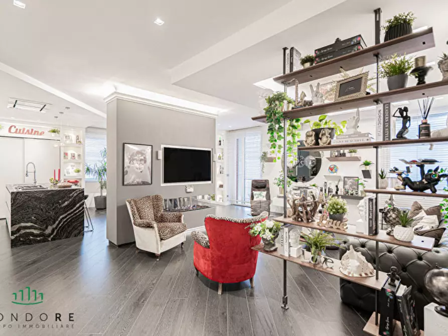 Immagine 25 di Attico in vendita  in Via Dante Alighieri a Bologna