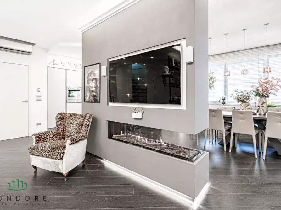 Immagine 31 di Attico in vendita  in Via Dante Alighieri a Bologna