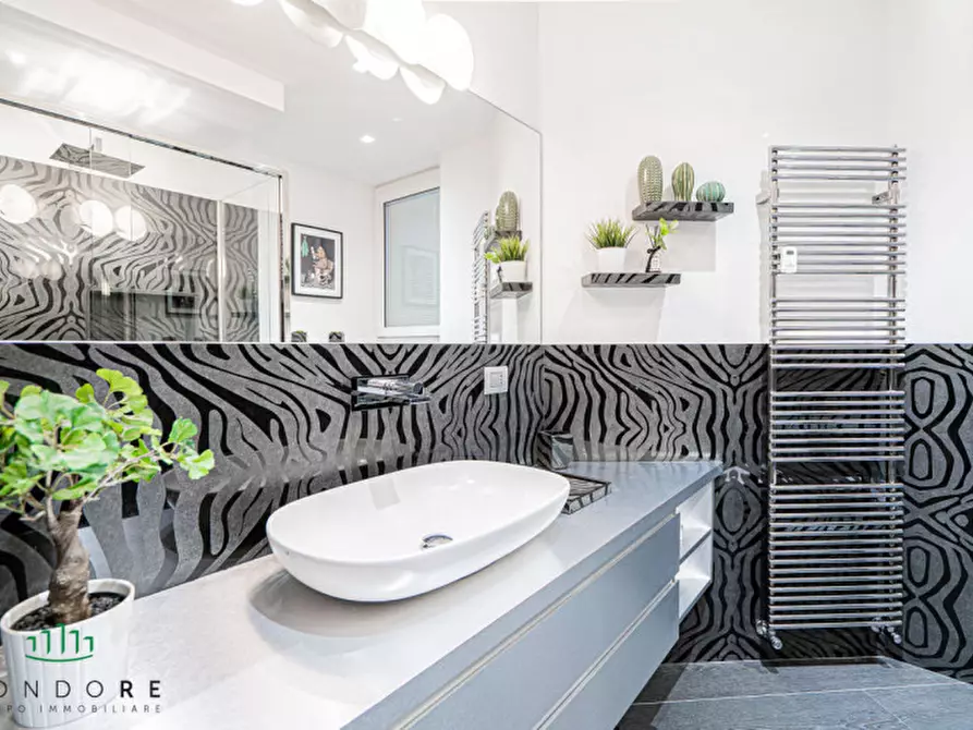 Immagine 52 di Attico in vendita  in Via Dante Alighieri a Bologna