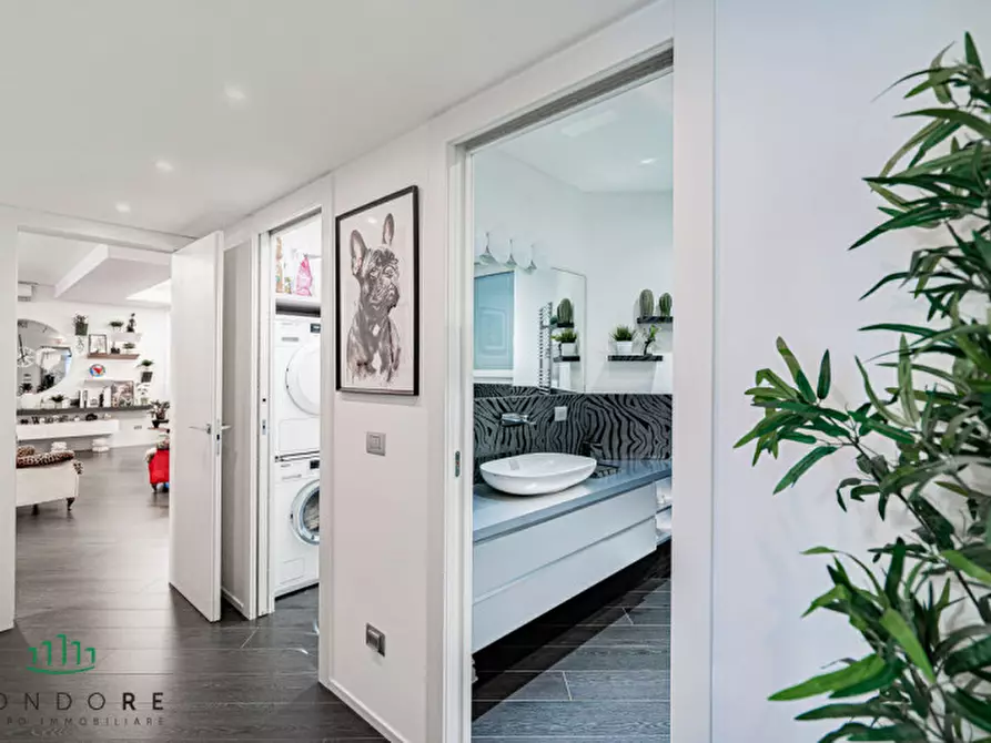 Immagine 55 di Attico in vendita  in Via Dante Alighieri a Bologna