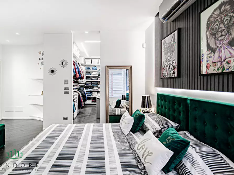 Immagine 65 di Attico in vendita  in Via Dante Alighieri a Bologna