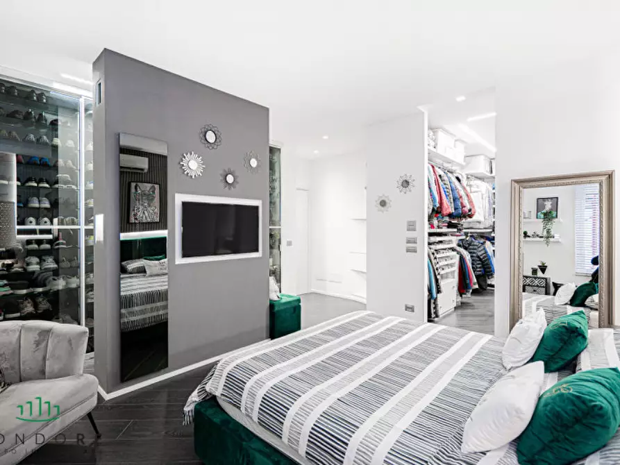 Immagine 66 di Attico in vendita  in Via Dante Alighieri a Bologna