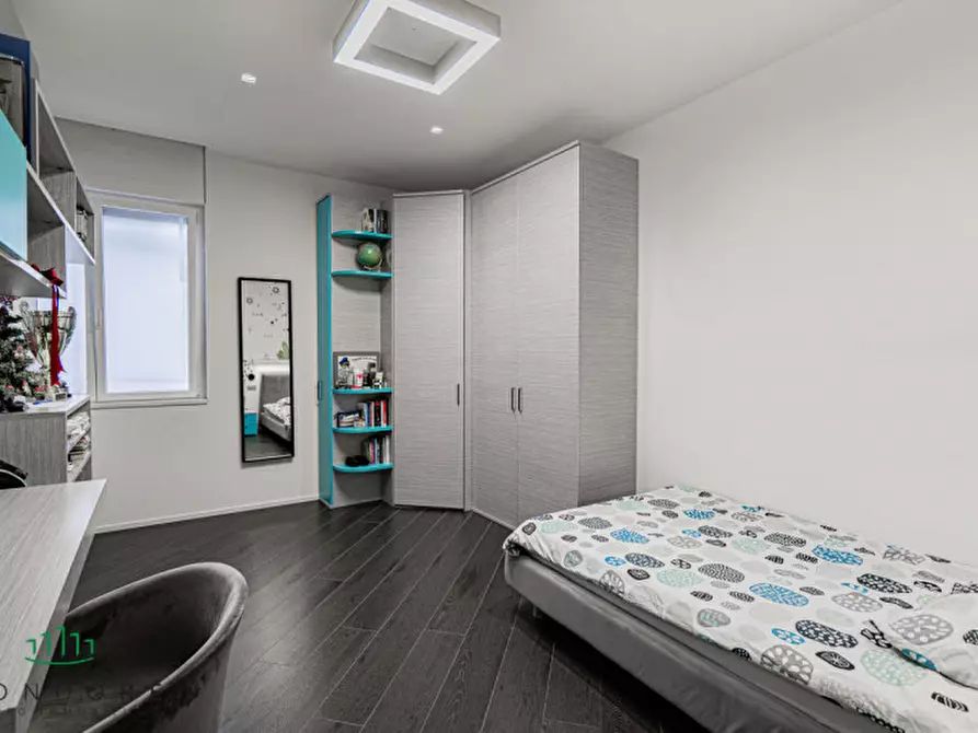 Immagine 80 di Attico in vendita  in Via Dante Alighieri a Bologna