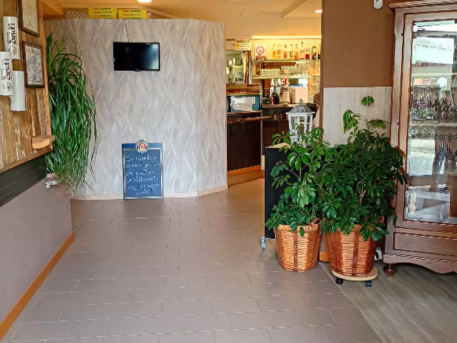 Immagine 1 di Negozio in vendita  in Via Antonio Pigafetta 46/B a Colognola Ai Colli