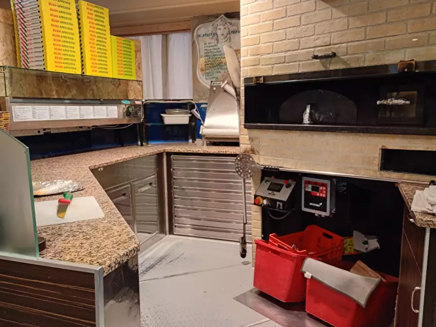 Immagine 4 di Negozio in vendita  in Via Antonio Pigafetta 46/B a Colognola Ai Colli