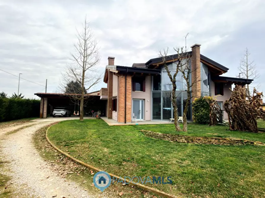 Immagine 2 di Casa indipendente in vendita  in Via Olmo per Conselve a Bagnoli Di Sopra