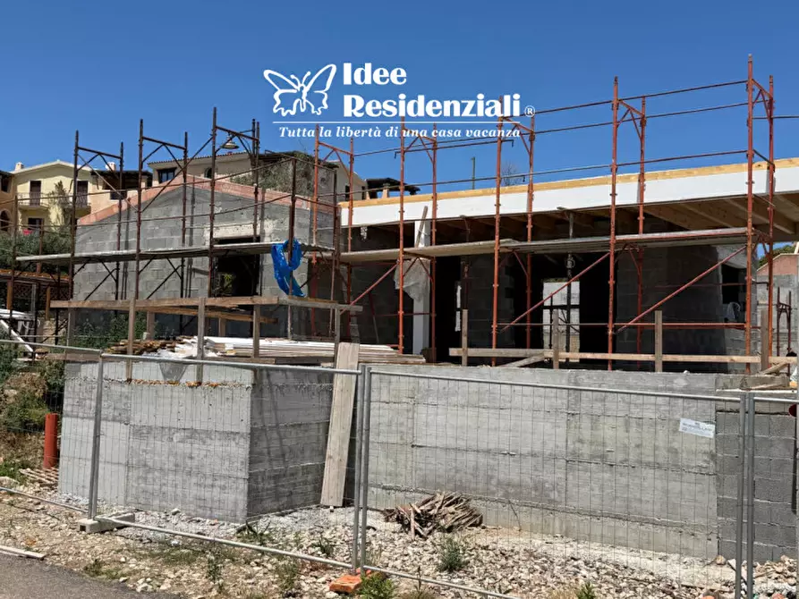 Immagine 12 di Villa in vendita  a Olbia