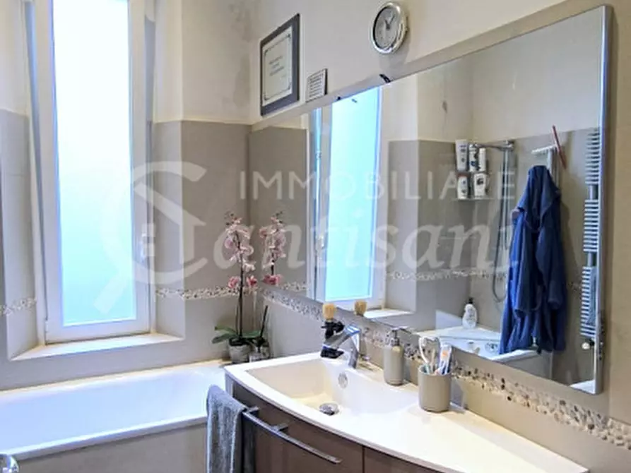 Immagine 19 di Appartamento in vendita  in Piazza Pietro Leopoldo a Firenze