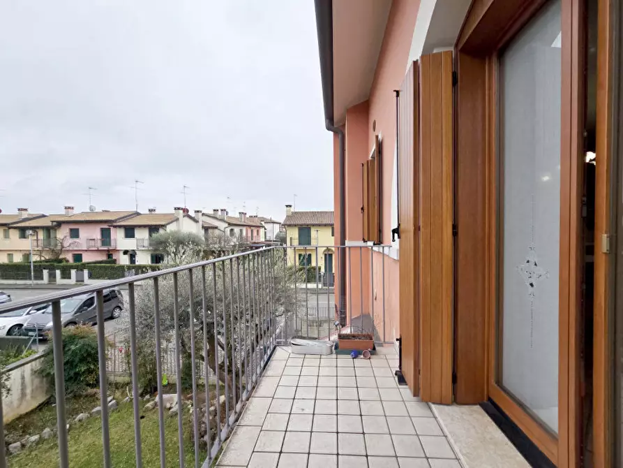 Immagine 12 di Appartamento in vendita  a Ponzano Veneto