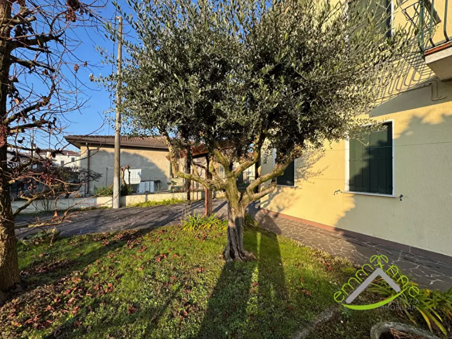 Immagine 2 di Casa indipendente in vendita  in Via Risorgimento a Mira