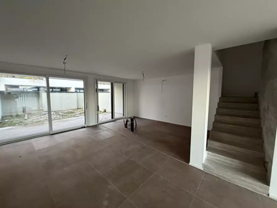 Immagine 2 di Villetta a schiera in vendita  a Vigonovo