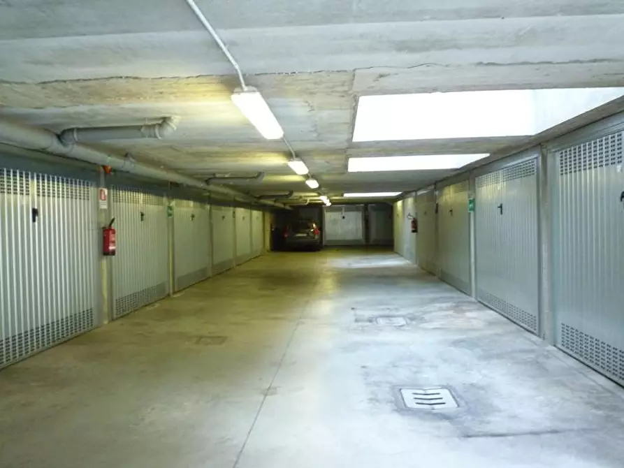 Immagine 2 di Garage in affitto  in Via privata Treviso 17 a Milano