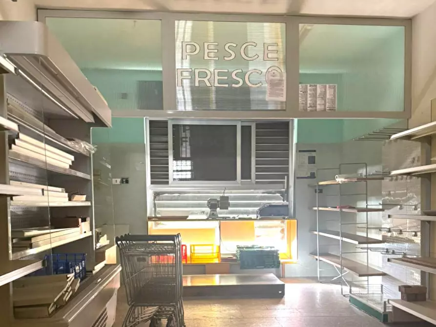 Immagine 17 di Attività commerciale in vendita  in Via Tevere, 33 Ossi a Ossi