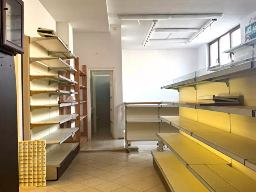 Immagine 20 di Attività commerciale in vendita  in Via Tevere, 33 Ossi a Ossi