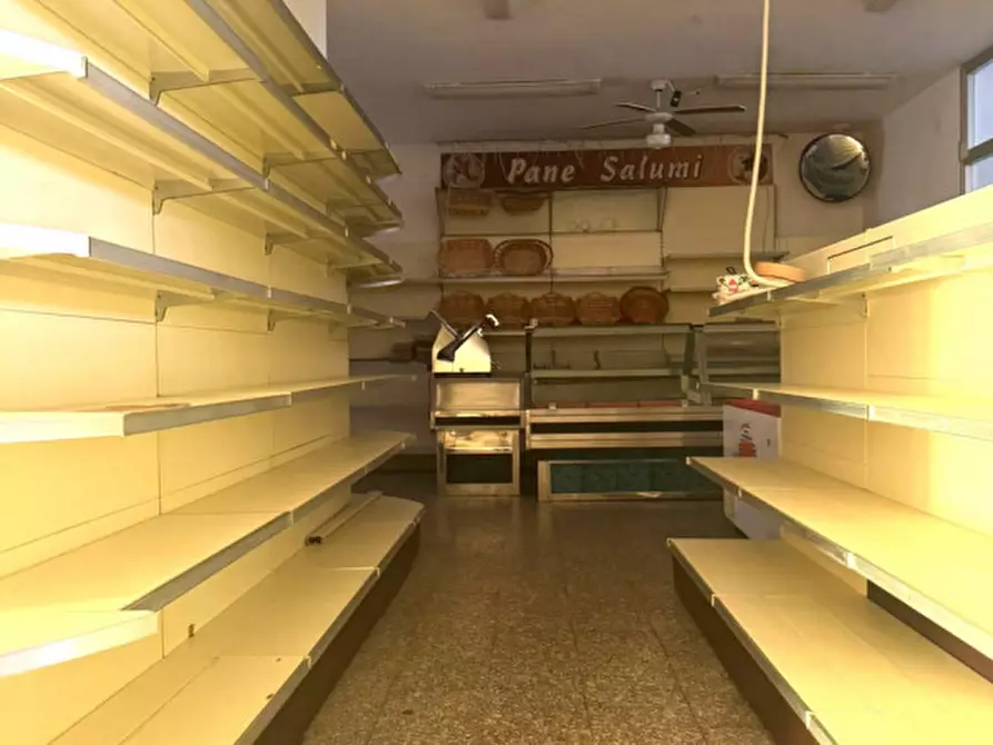 Immagine 21 di Attività commerciale in vendita  in Via Tevere, 33 Ossi a Ossi